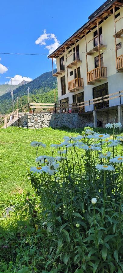Guest House Guli Mestia Dış mekan fotoğraf